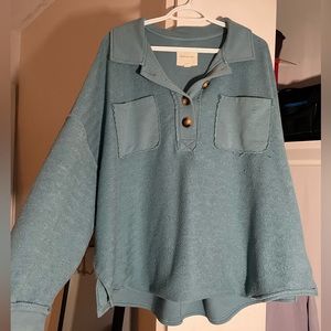 Cute blue 1/4 button top
